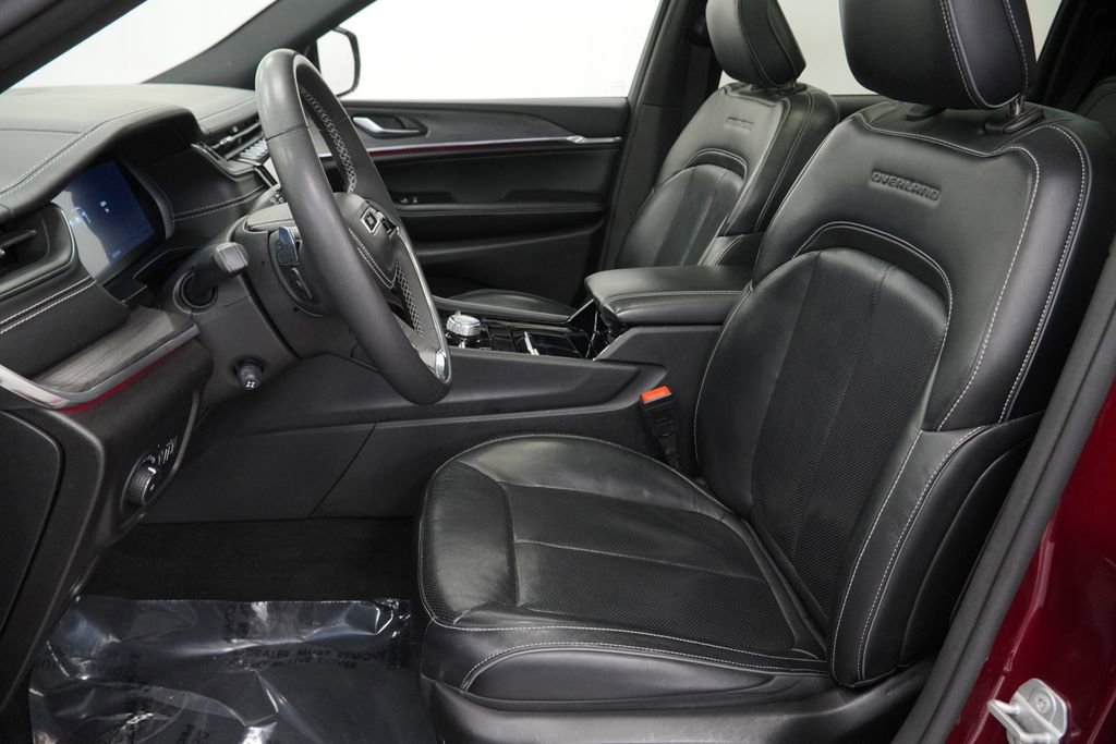 Certified 2023 Jeep Grand Cherokee L Overland image 17
