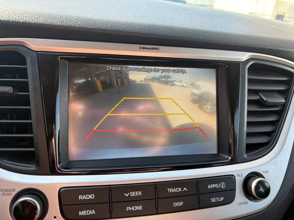 Used 2022 Hyundai Accent SEL FWD image 16