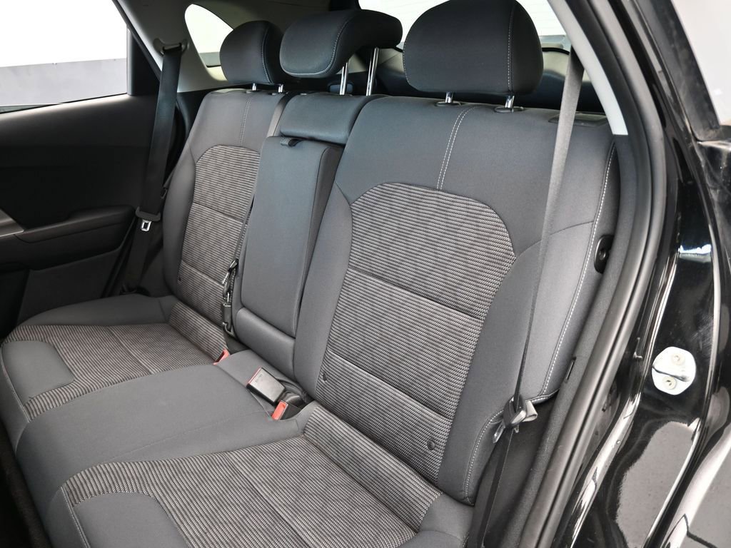 Used 2019 Kia Niro LX image 28
