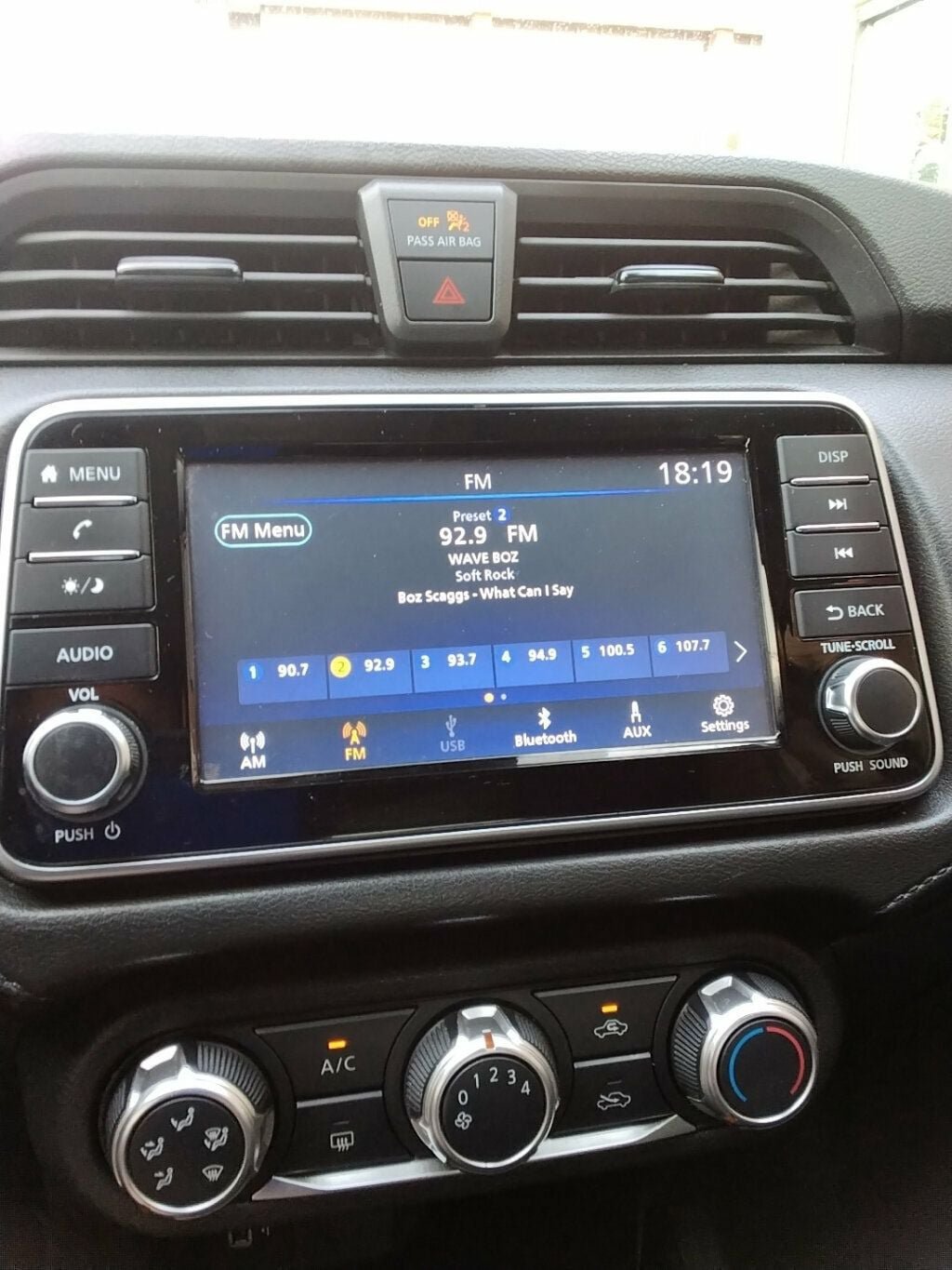 Used 2021 Nissan Versa S FWD image 15
