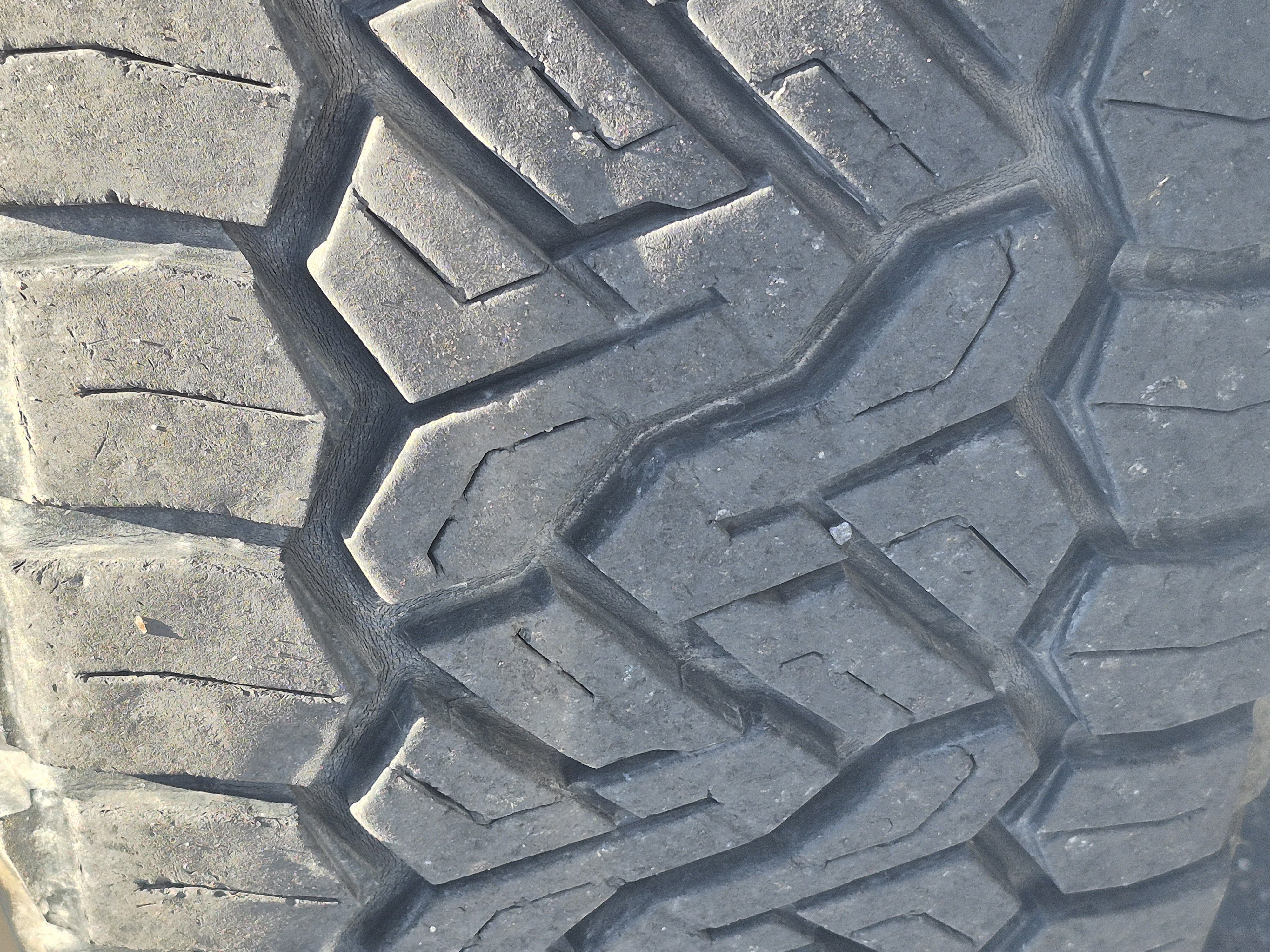 Used 2023 Ford F150 XLT w/ Equipment Group 302A High image 12