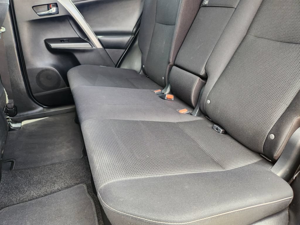 Used 2017 Toyota RAV4 XLE w/ Convenience Package AWD/4WD image 25
