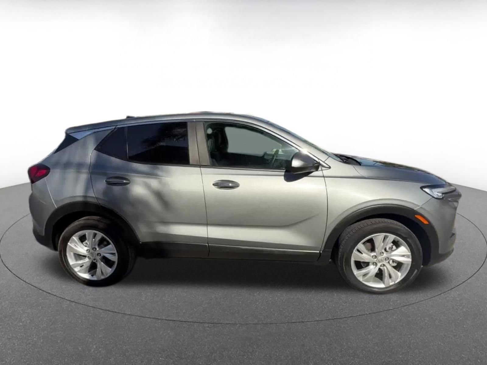 Used 2025 Buick Encore GX Preferred image 16