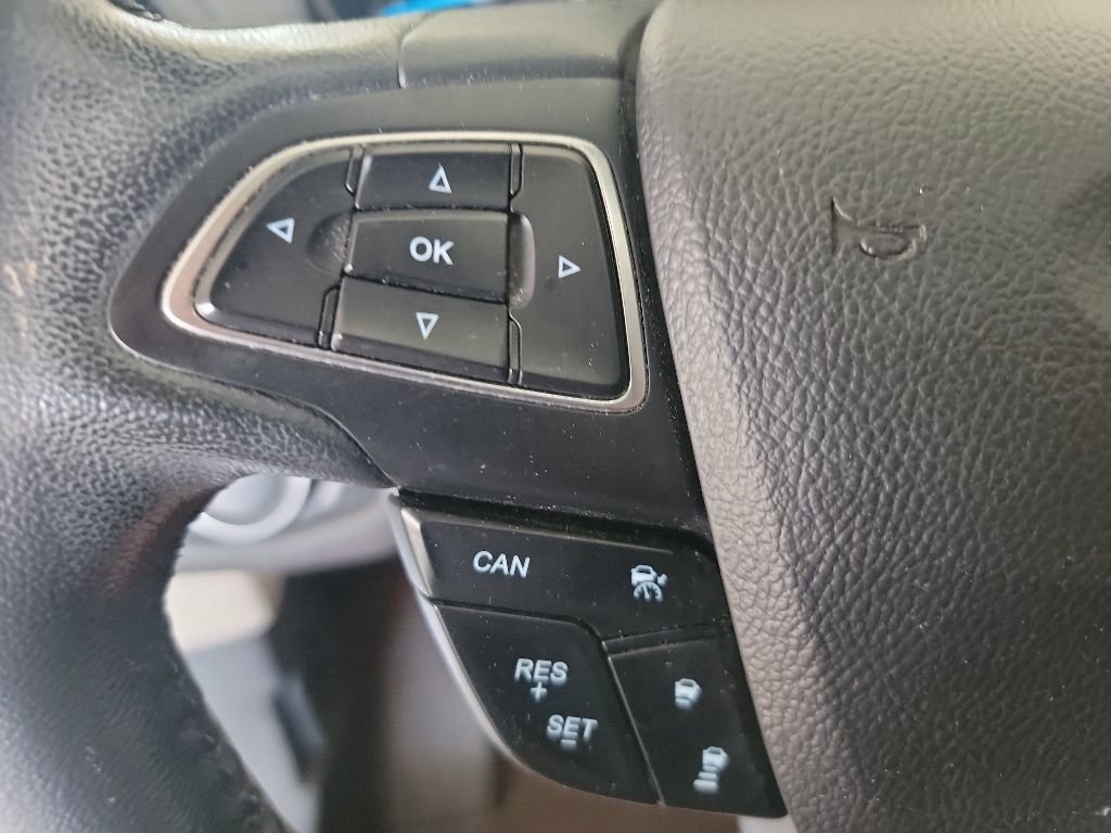Used 2019 Ford Escape SEL AWD/4WD image 18