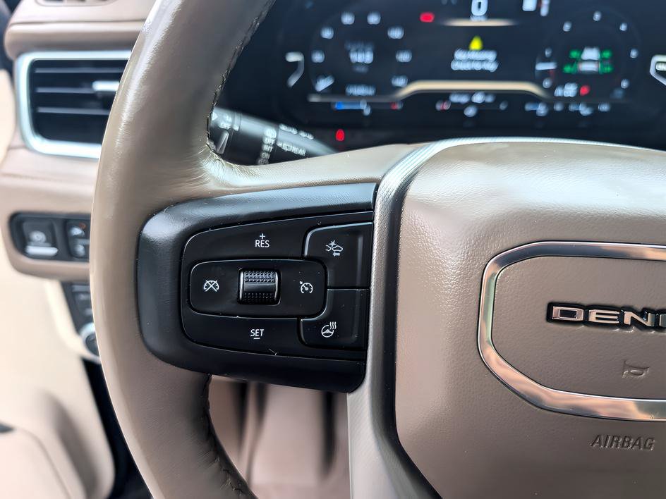 Used 2022 GMC Yukon Denali w/ Max Trailering Package AWD/4WD image 15