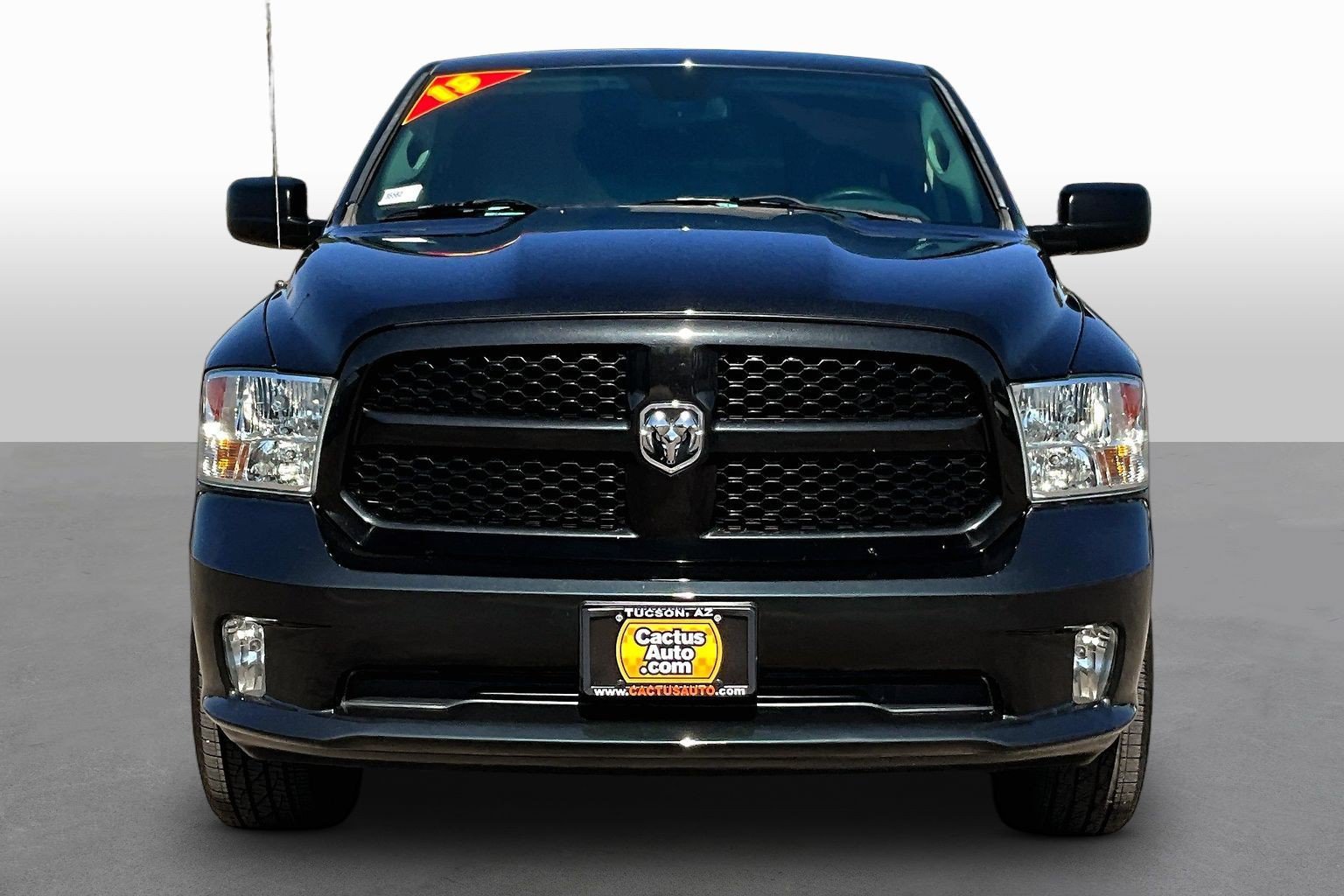 Used 2015 RAM 1500 Express AWD/4WD image 3