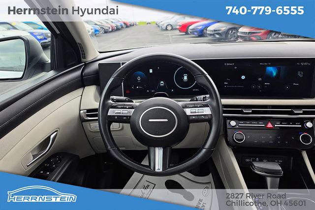 Used 2025 Hyundai Tucson SEL AWD/4WD image 7