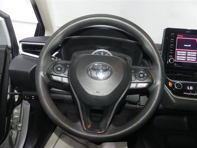 Used 2022 Toyota Corolla LE FWD image 29