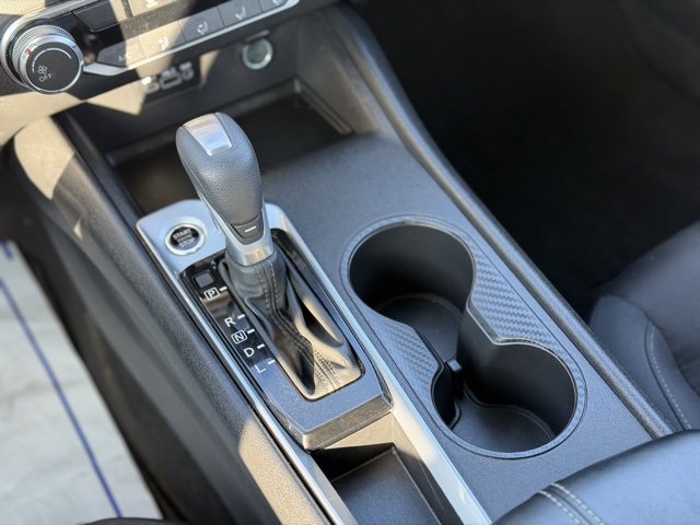 Used 2025 Nissan Altima 2.5 SV image 34