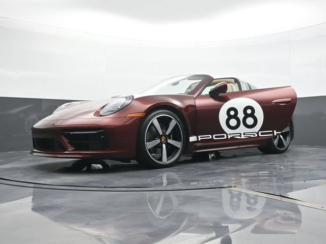 Certified 2021 Porsche 911 AWD/4WD image 28