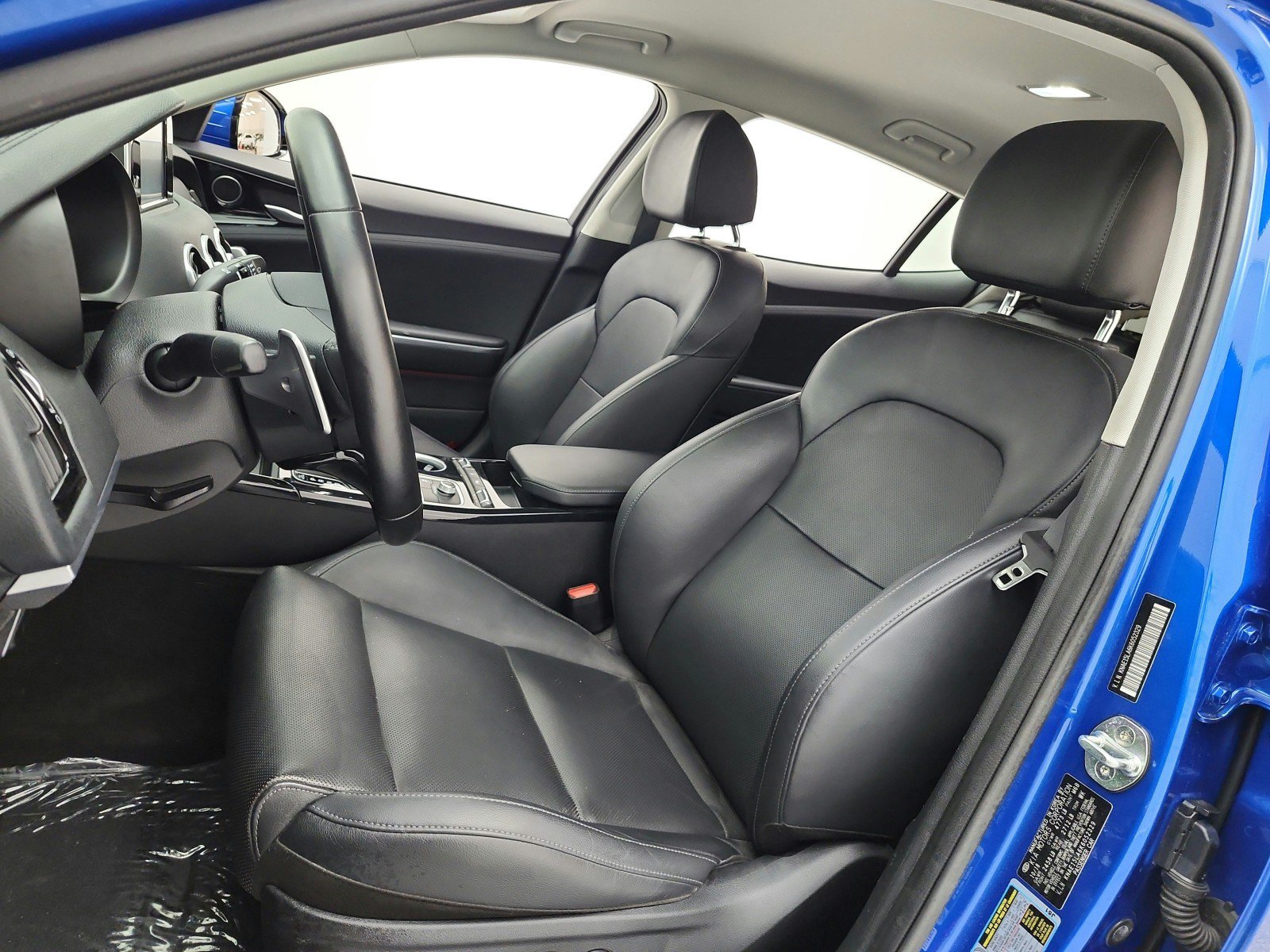 Used 2019 Kia Stinger RWD image 10