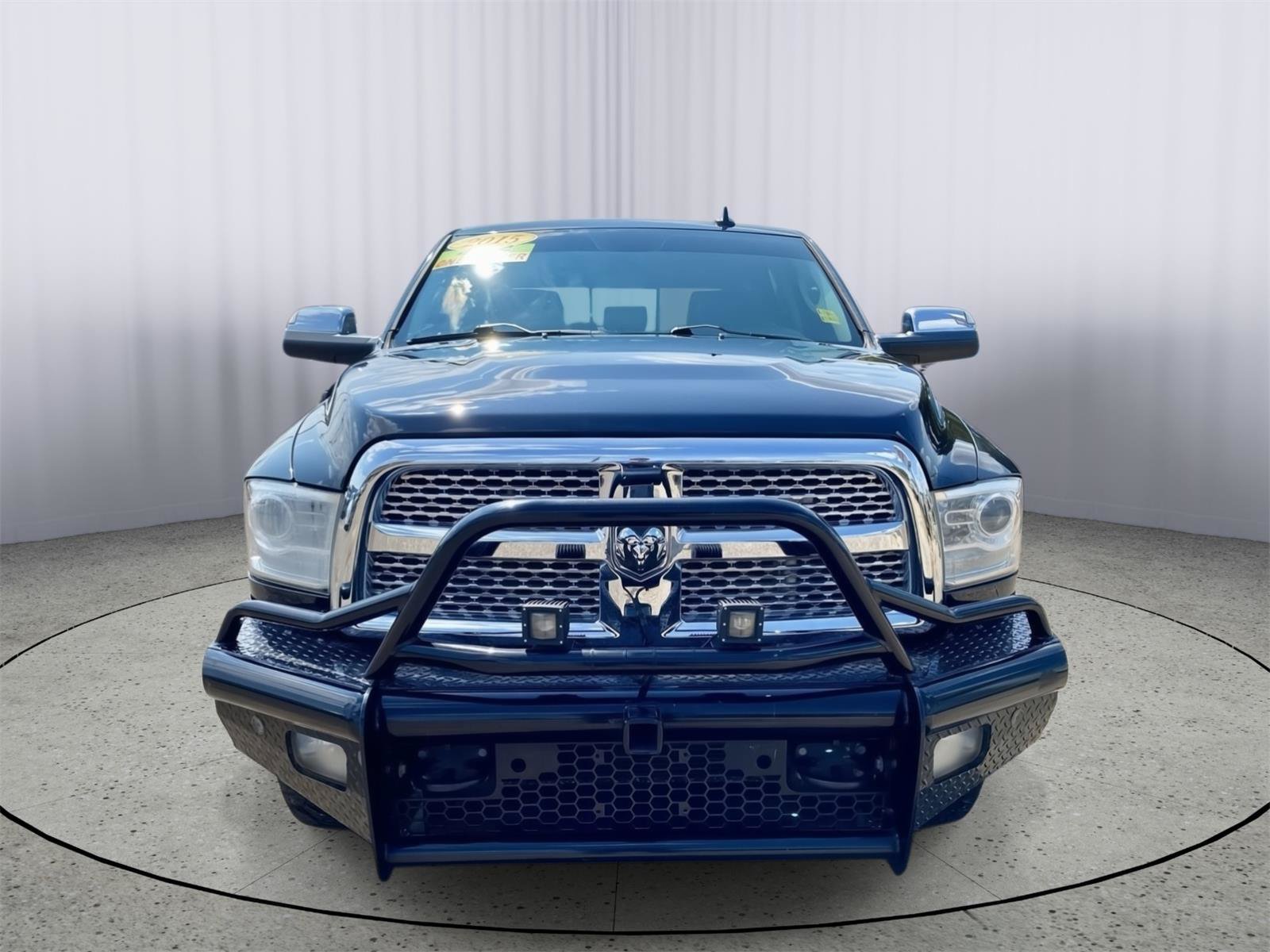 Used 2015 RAM 2500 Laramie w/ Convenience Group AWD/4WD image 2