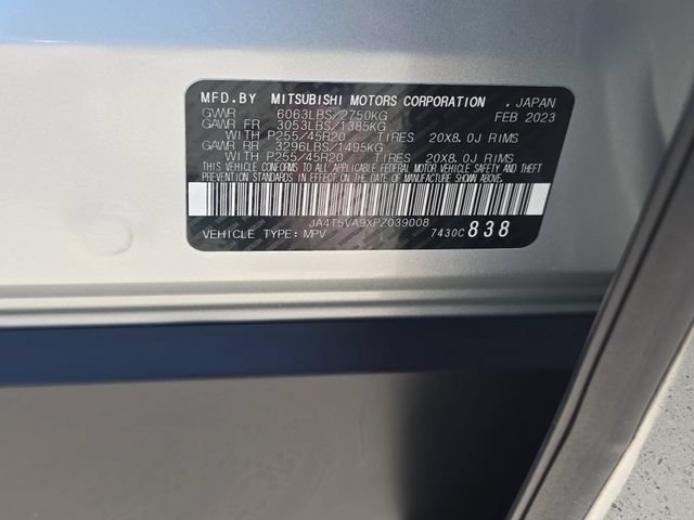 Used 2023 Mitsubishi Outlander 4WD Plug-In Hybrid image 37