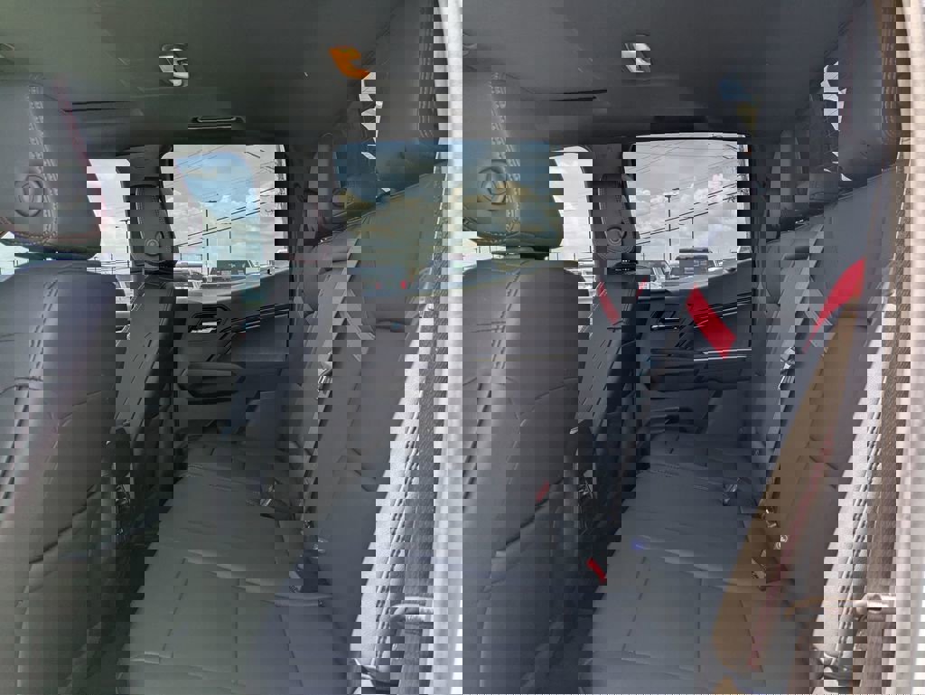 New 2025 Chevrolet Colorado Z71 w/ Midnight Edition image 30