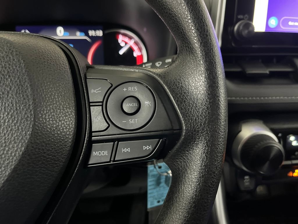Used 2023 Toyota RAV4 LE image 60