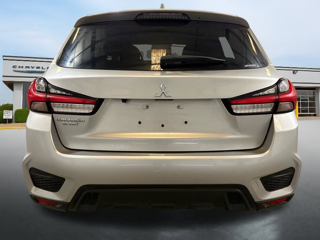 Used 2025 Mitsubishi Outlander Sport ES image 4