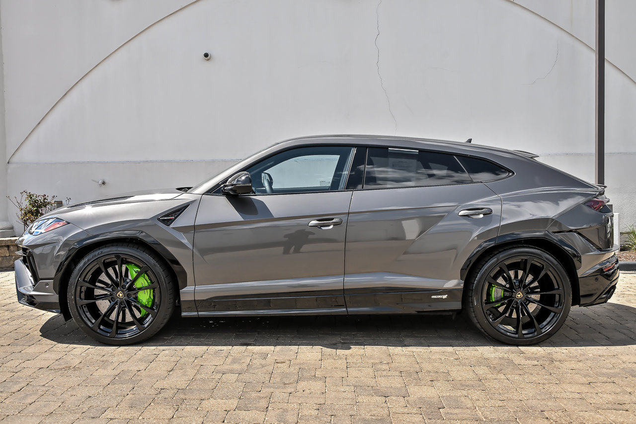 Used 2024 Lamborghini Urus S AWD/4WD image 4