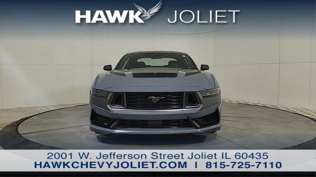 Used 2025 Ford Mustang Dark Horse image 3