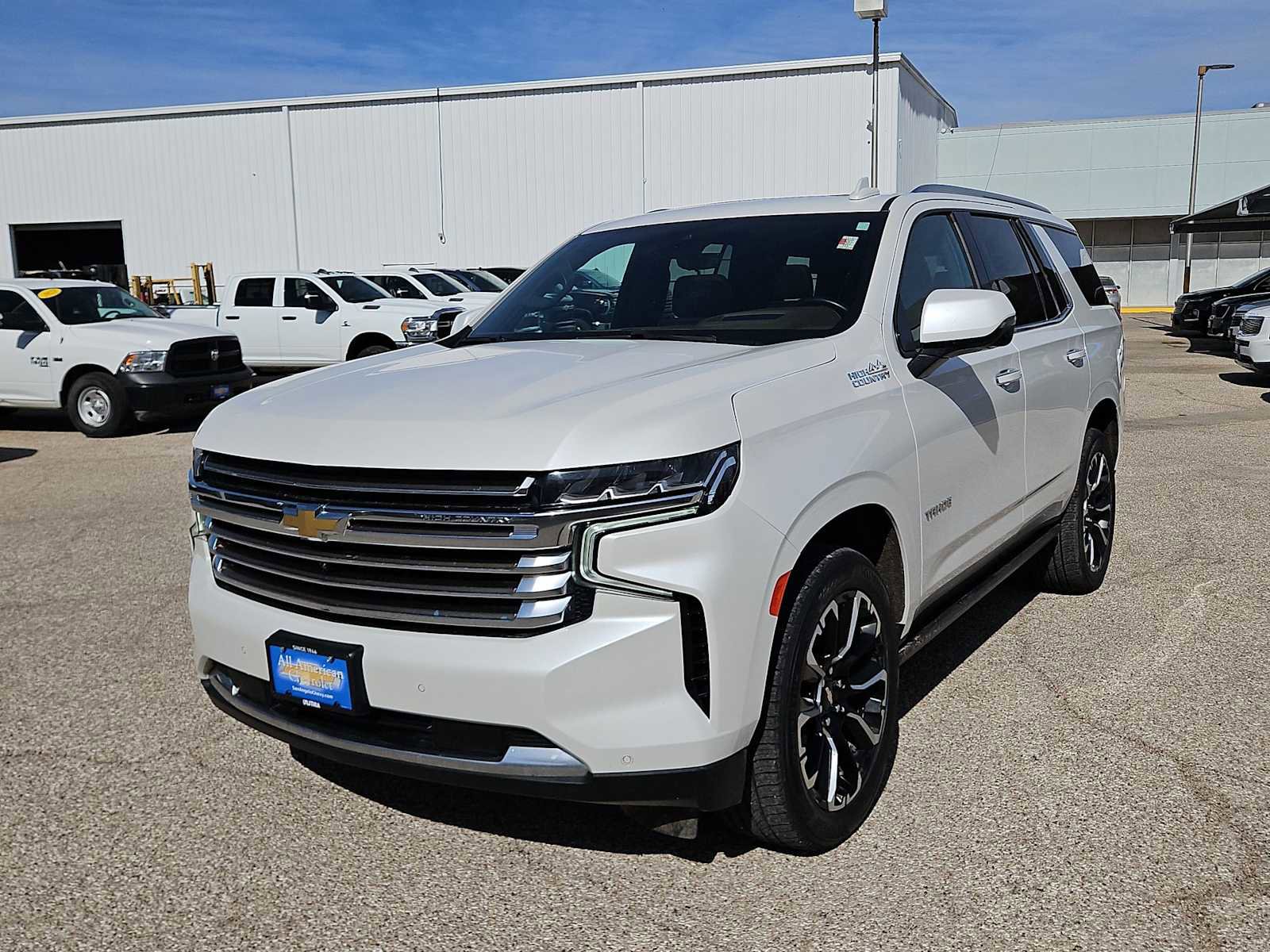 Used 2023 Chevrolet Tahoe High Country image 4