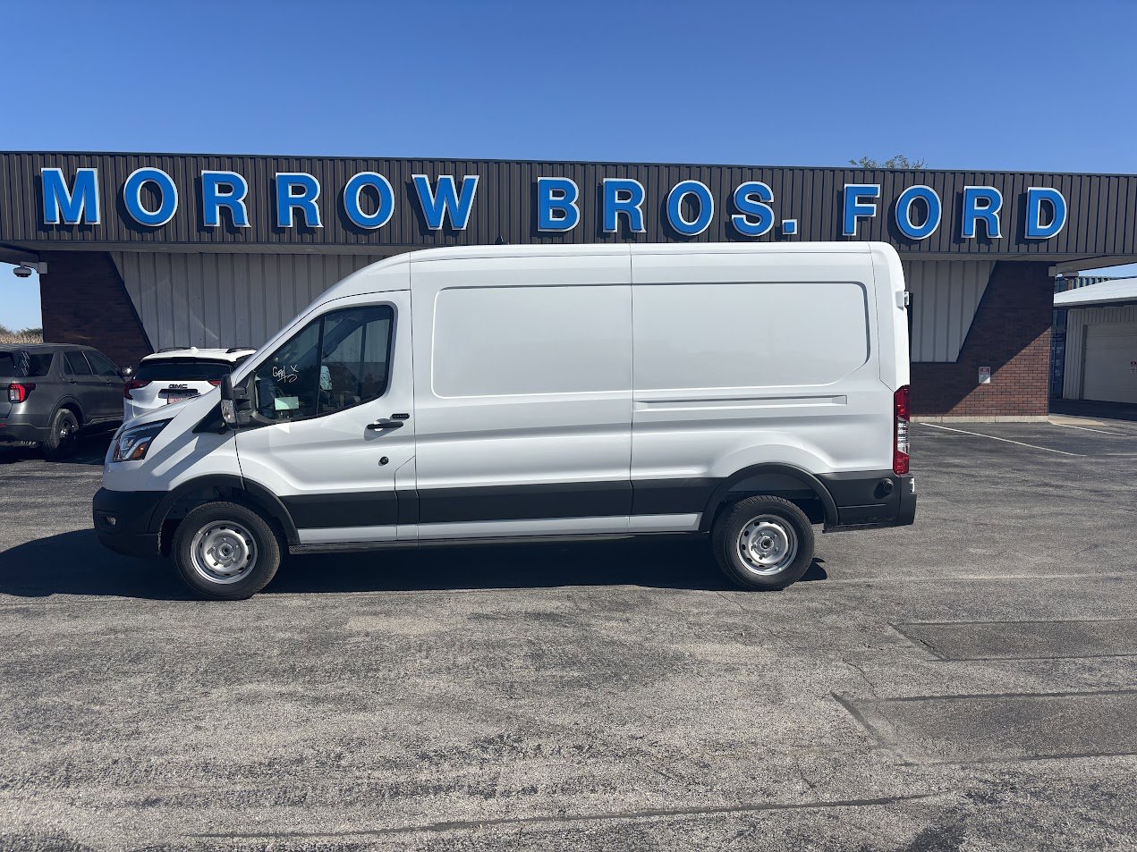 New 2025 Ford Transit 250 148 Medium Roof image 1