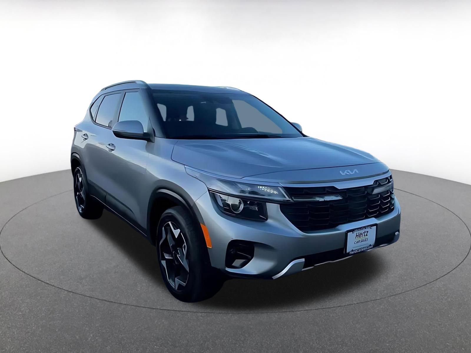 Used 2025 Kia Seltos S image 3