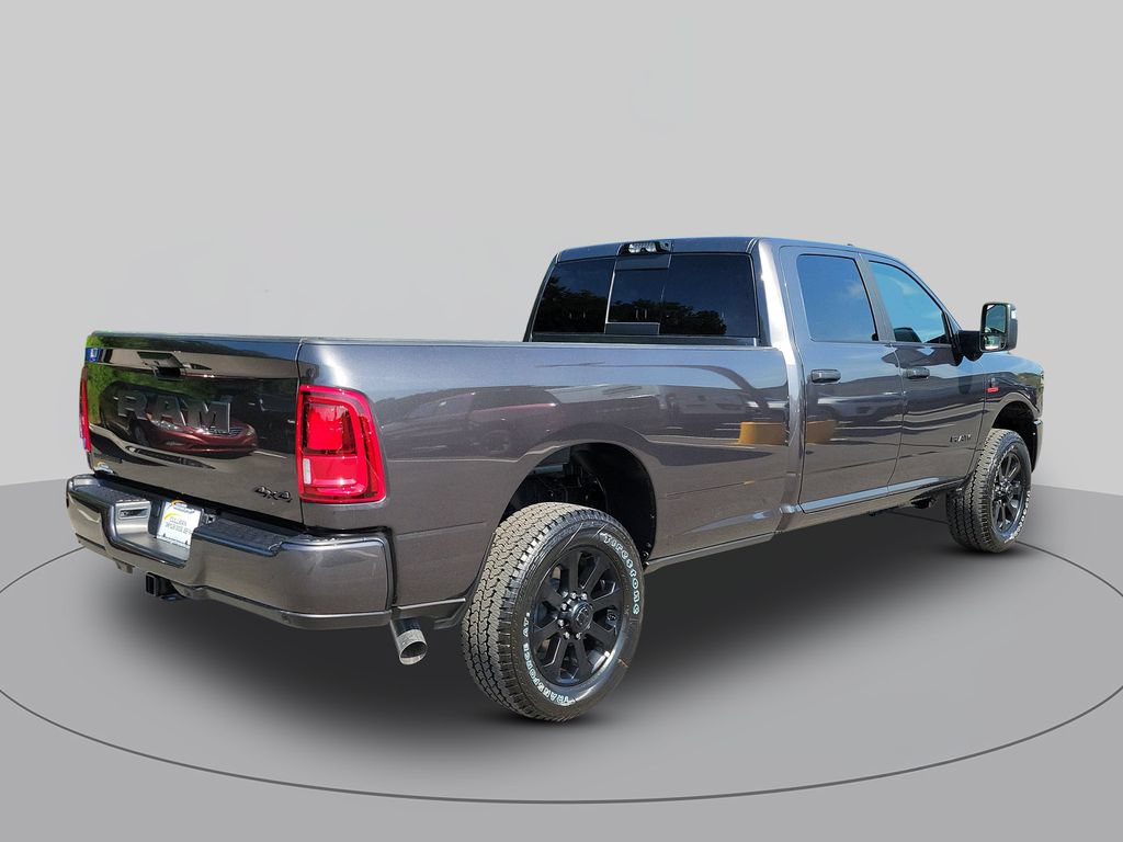 New 2026 RAM 3500 Big Horn AWD/4WD image 3