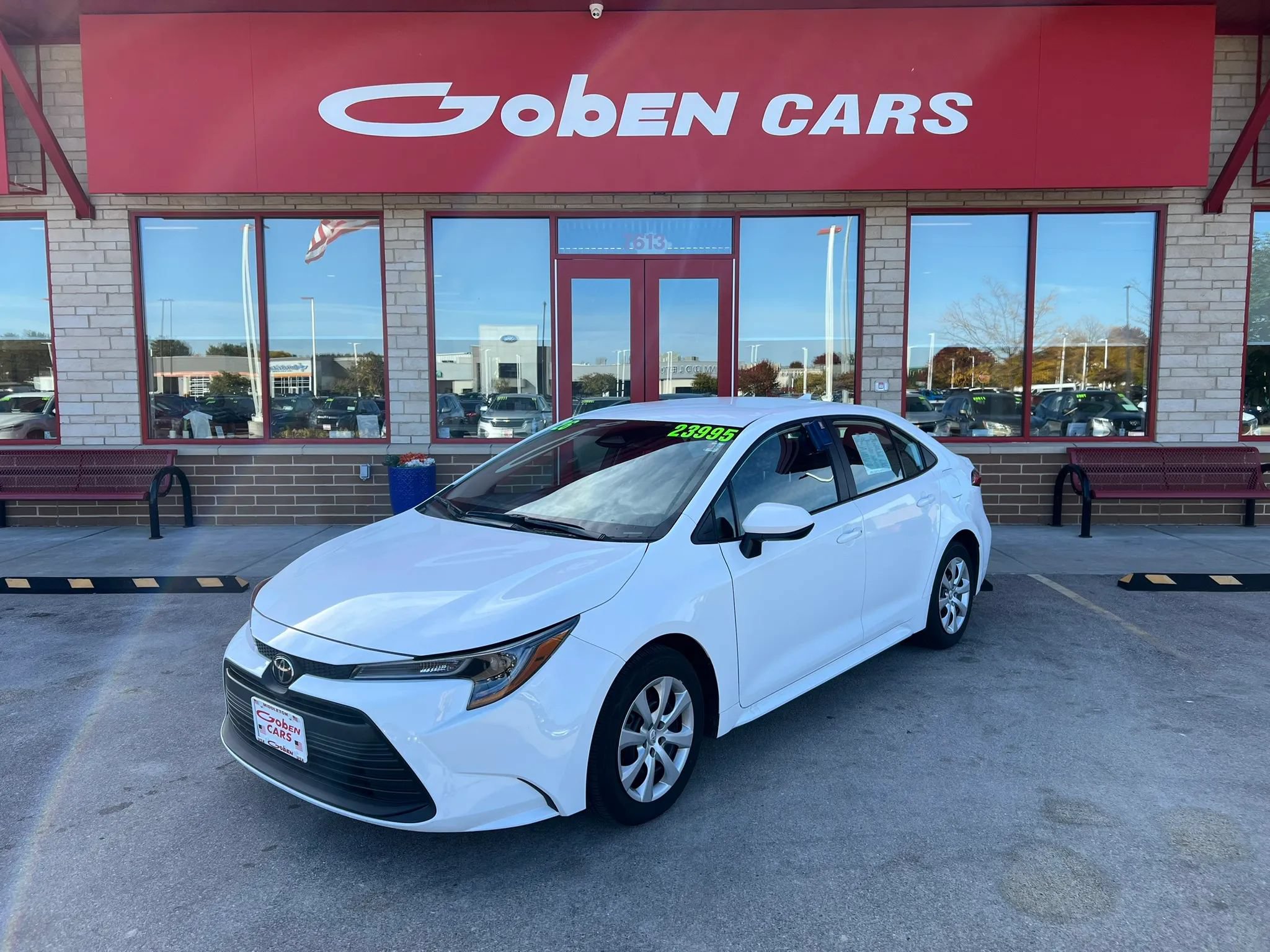 Used 2026 Toyota Corolla LE FWD image 1