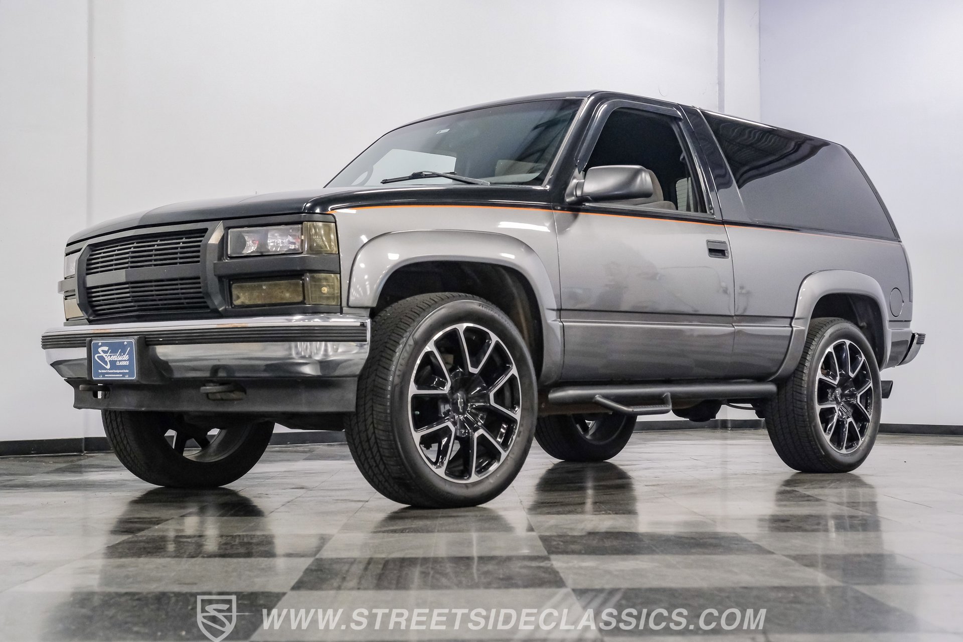 Used 1995 Chevrolet Tahoe 4WD 2-Door image 20