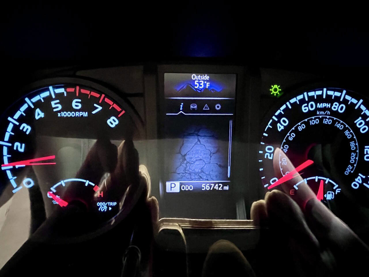 Used 2019 Toyota Tacoma SR image 9