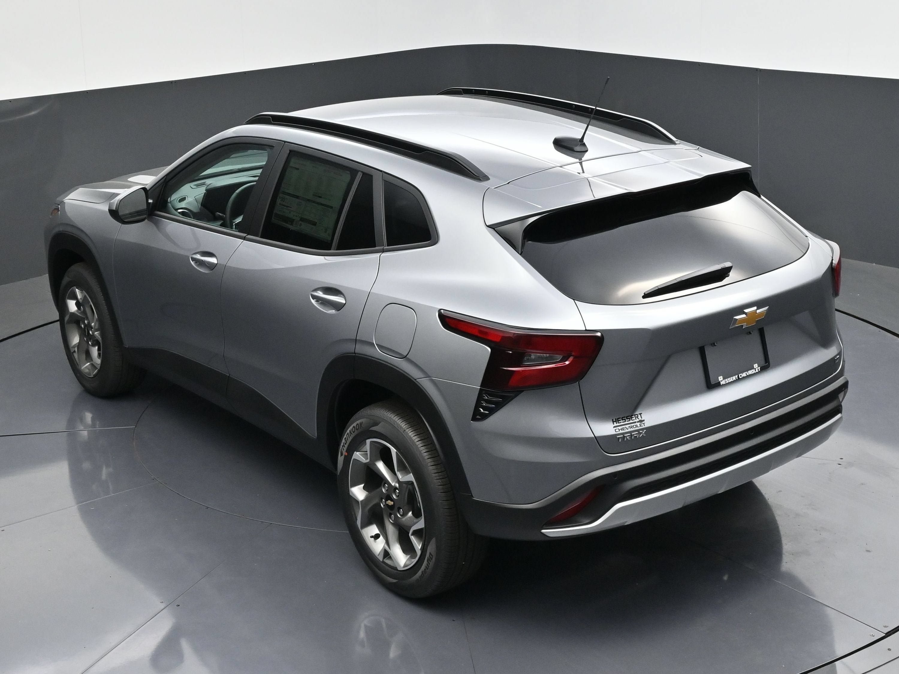 New 2026 Chevrolet Trax LT w/ Driver Confidence Package FWD image 44
