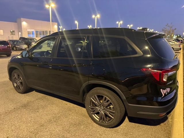Used 2022 Honda Pilot Sport image 2