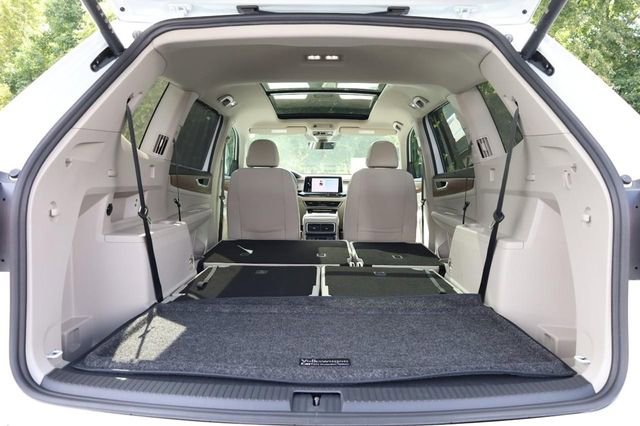 New 2026 Volkswagen Atlas SE image 9