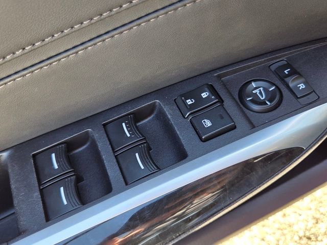 Used 2020 Acura TLX image 33