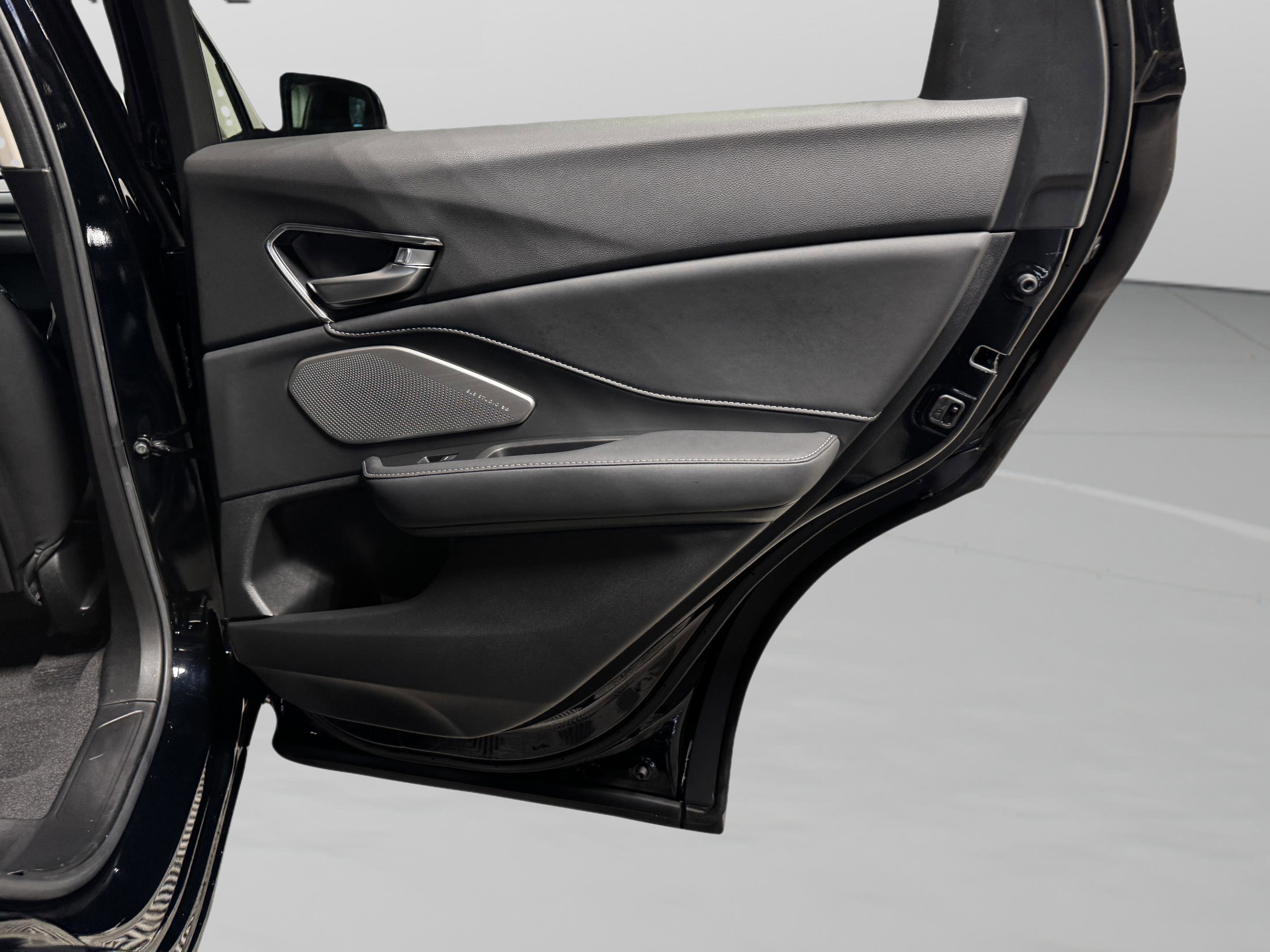 Certified 2025 Acura RDX SH-AWD w/ Advance Package image 41