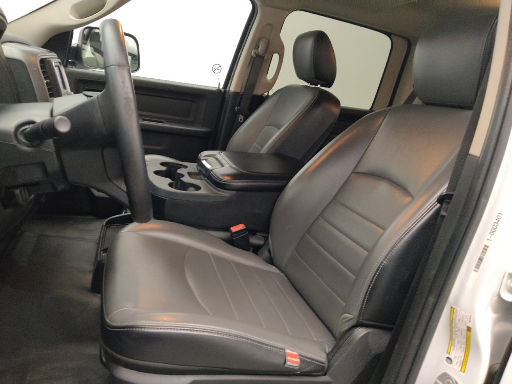 Used 2022 RAM 1500 Tradesman w/ Chrome Appearance Group image 17