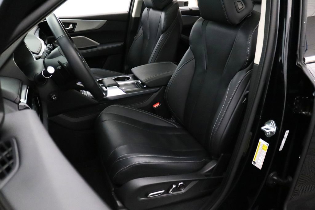 Certified 2023 Acura MDX SH-AWD w/ Technology Package image 11