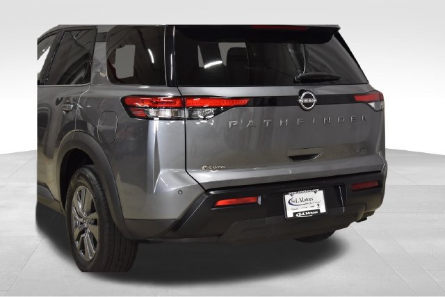 Used 2026 Nissan Pathfinder SV AWD/4WD image 38