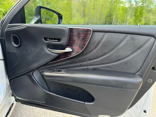 Used 2018 Lexus LS 500 AWD w/ Interior Upgrade Package image 18
