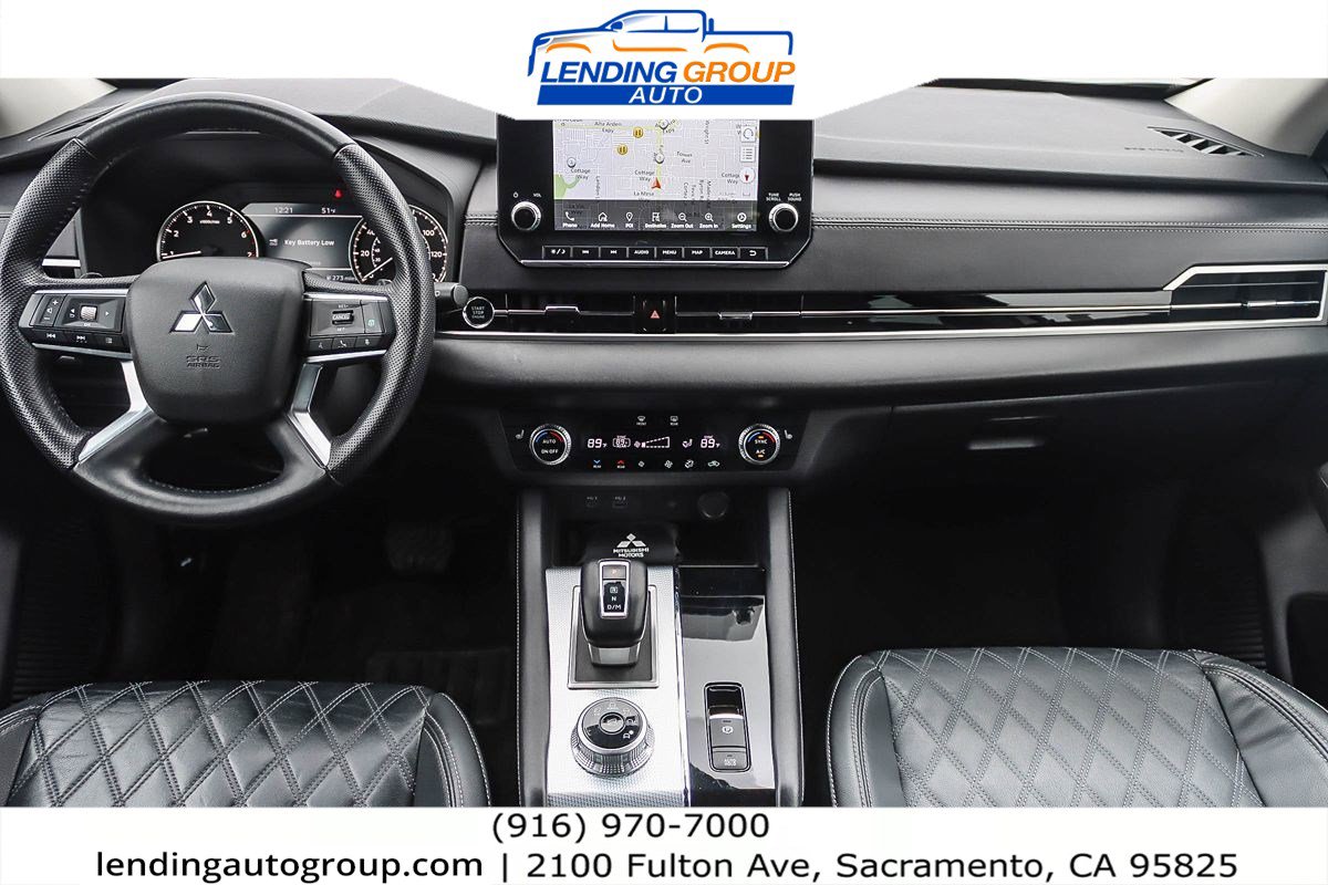 Used 2022 Mitsubishi Outlander SEL image 11