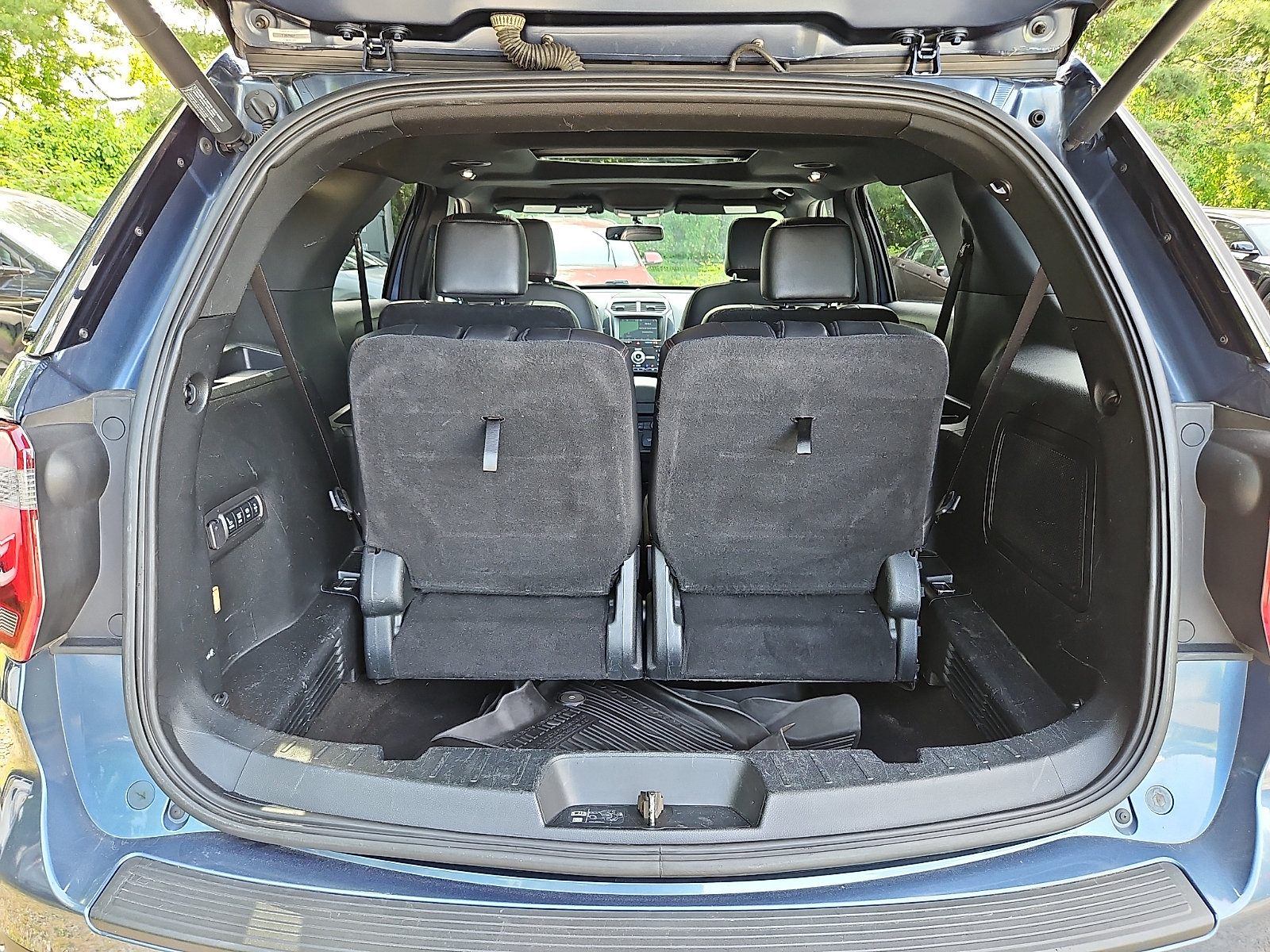 Used 2019 Ford Explorer Sport w/ Equipment Group 401A AWD/4WD image 30