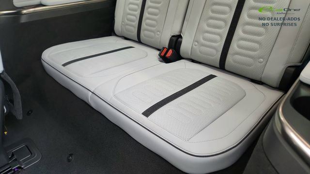 Used 2024 Rivian R1S Adventure AWD/4WD image 28