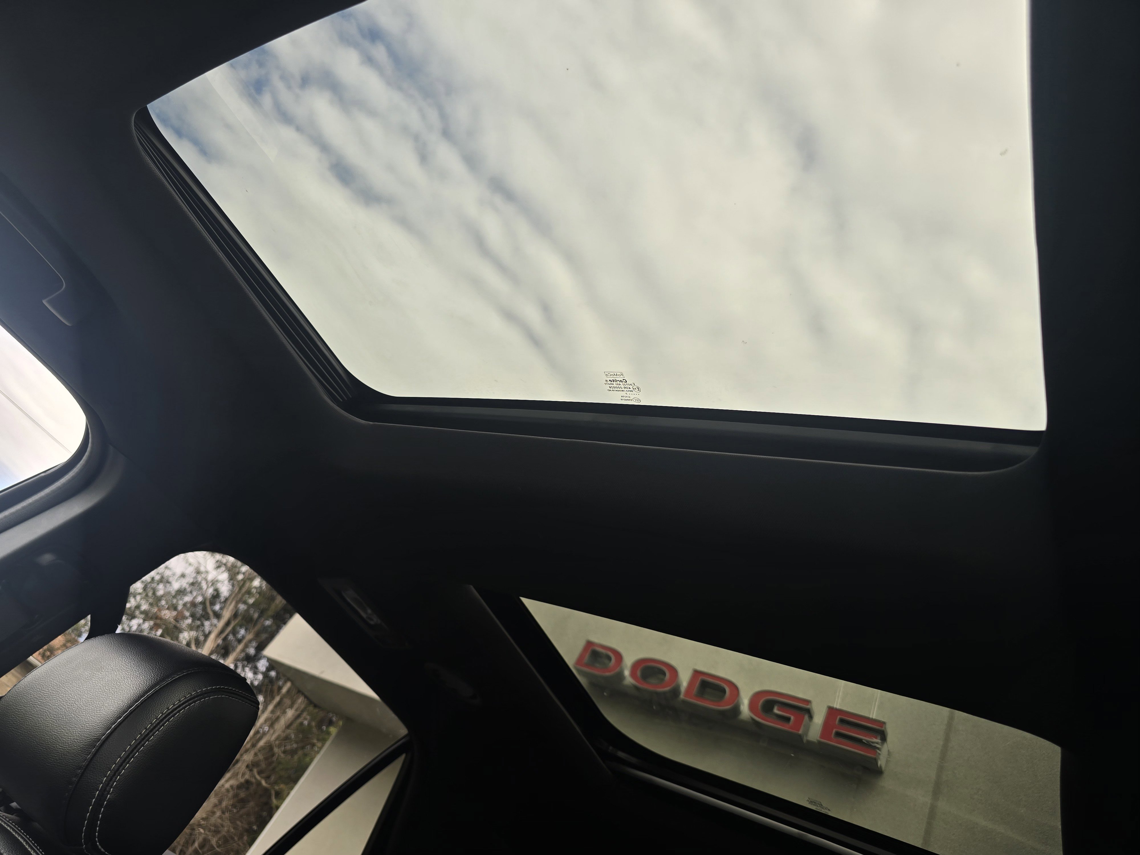 Used 2017 Ford Explorer Limited image 31