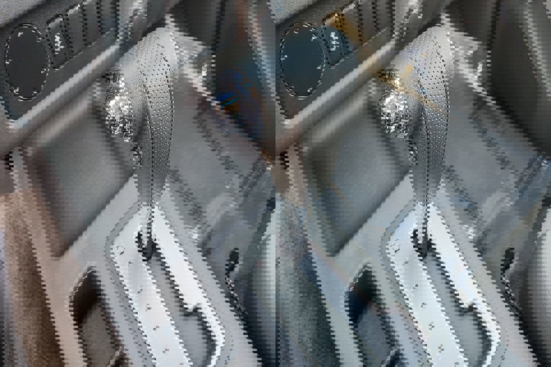 Used 2013 Nissan Xterra X image 20