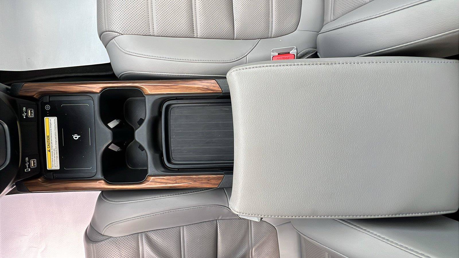 Used 2020 Honda CR-V Touring image 25
