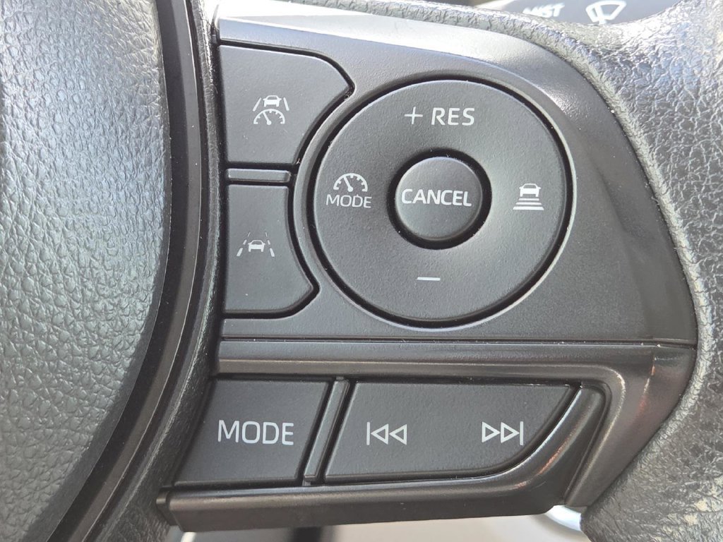 Used 2025 Toyota Corolla LE w/ Convenience Package FWD image 29