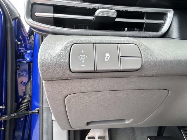 Used 2025 Hyundai Elantra Sport FWD image 21