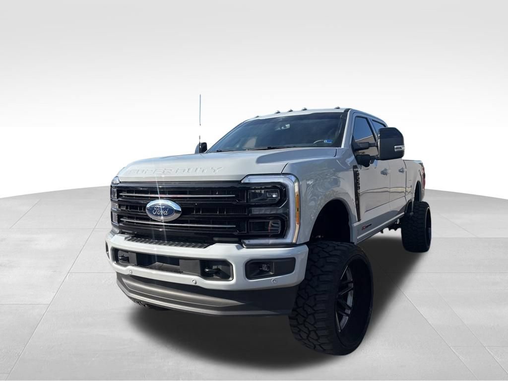 Used 2026 Ford F250 Platinum AWD/4WD image 3