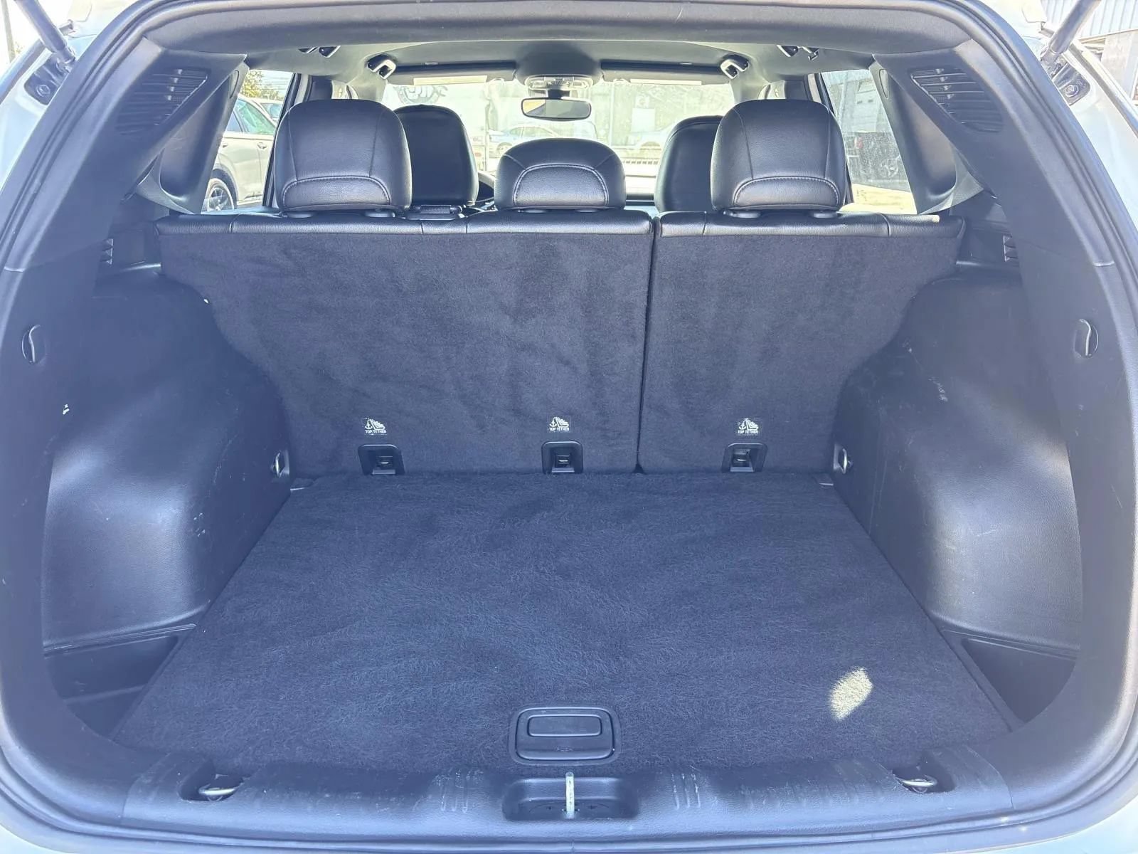 Used 2024 Jeep Compass Latitude AWD/4WD image 19