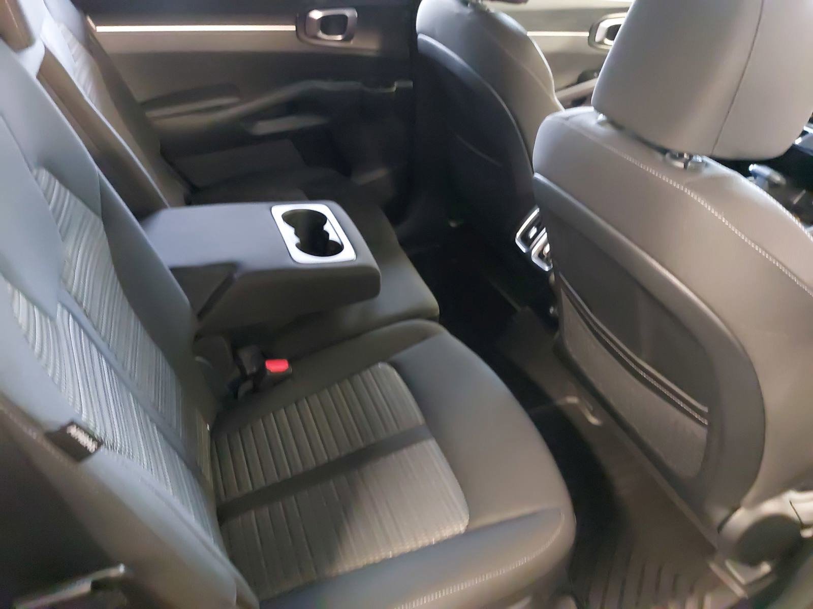 New 2026 Kia Sorento LX FWD image 13