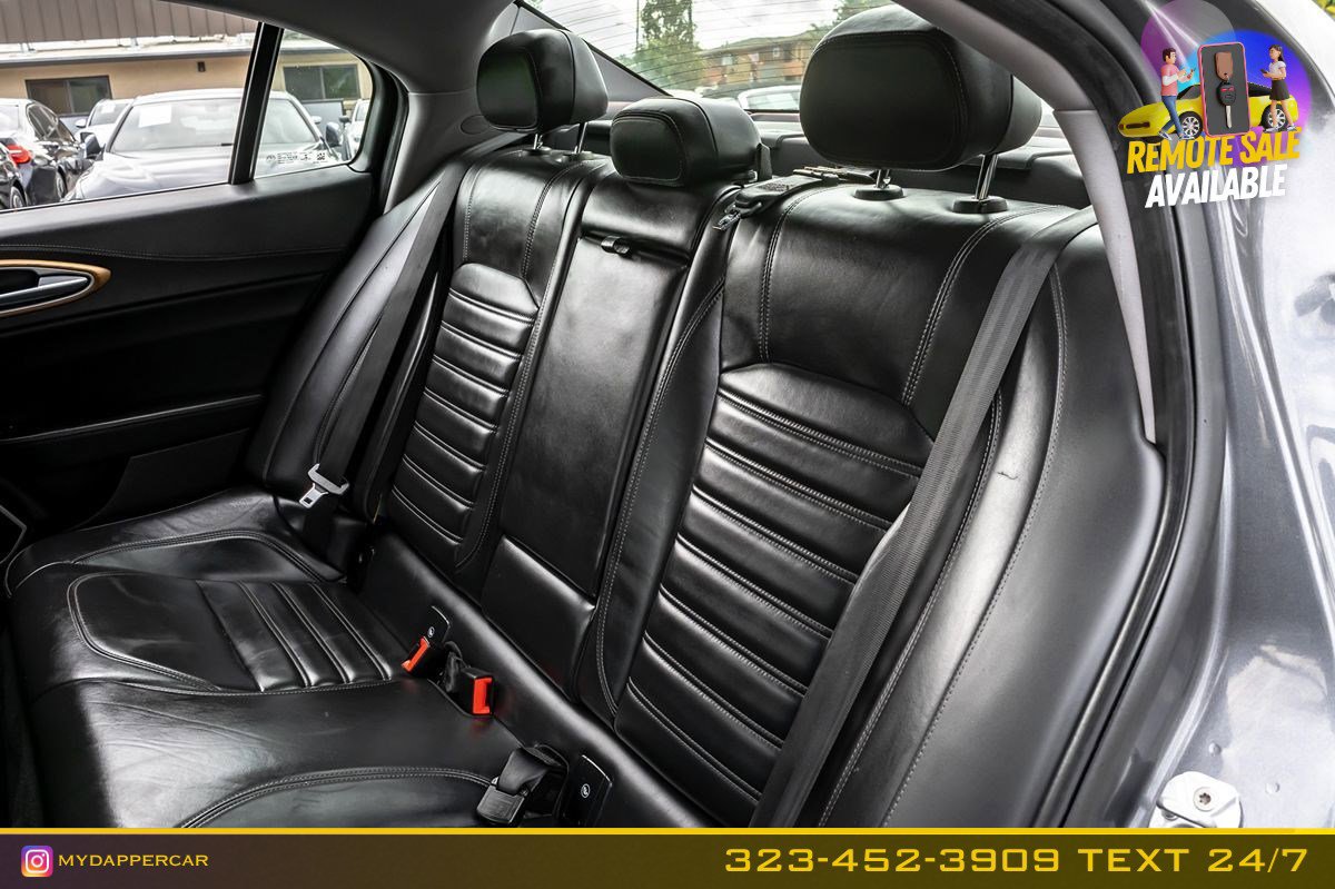 Used 2017 Alfa Romeo Giulia Ti w/ TI Lusso Light Wood Package image 16